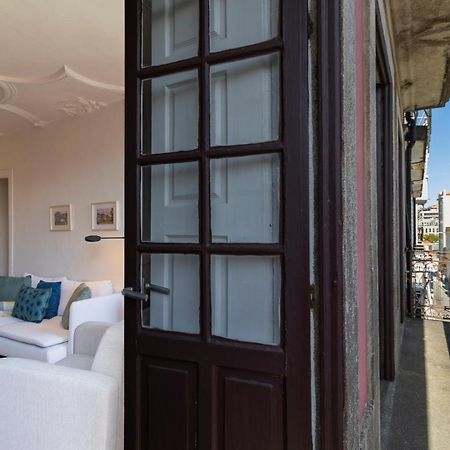 Porto 61 - Bright 2Br W/ Balcony By Lovelystay Ngoại thất bức ảnh
