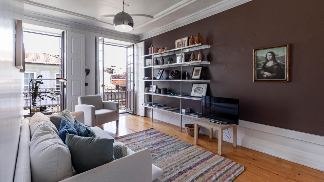 Porto 61 - Bright 2Br W/ Balcony By Lovelystay Ngoại thất bức ảnh